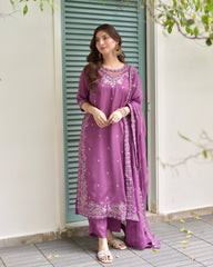 PLUM AURA 02